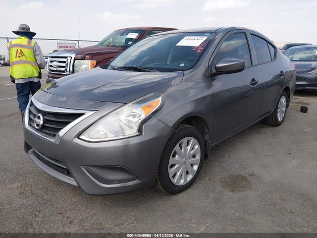 44848965 :رقم المزاد ، 3N1CN7AP0JL857008 vin ، 2018 Nissan Versa 1.6 S+ مزاد بيع