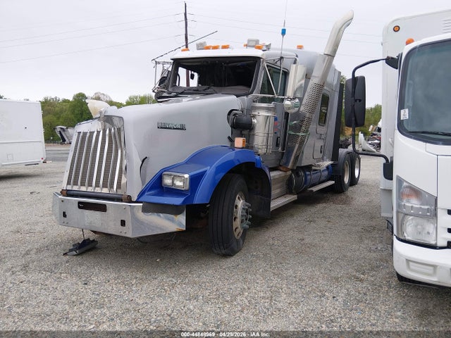 Продажа на аукционе авто 2015 Kenworth Construction T800, vin: 1XKDD49XXFJ455040, номер лота: 44848969