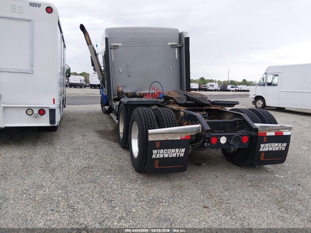 Продажа на аукционе авто 2015 Kenworth Construction T800, vin: 1XKDD49XXFJ455040, номер лота: 44848969