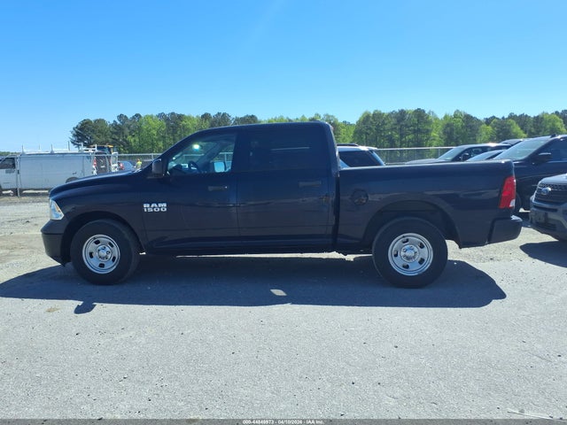 44848973 :رقم المزاد ، 1C6RR6KG4JS292520 vin ، 2018 Ram 1500 Tradesman  4x2 5'7 Box مزاد بيع