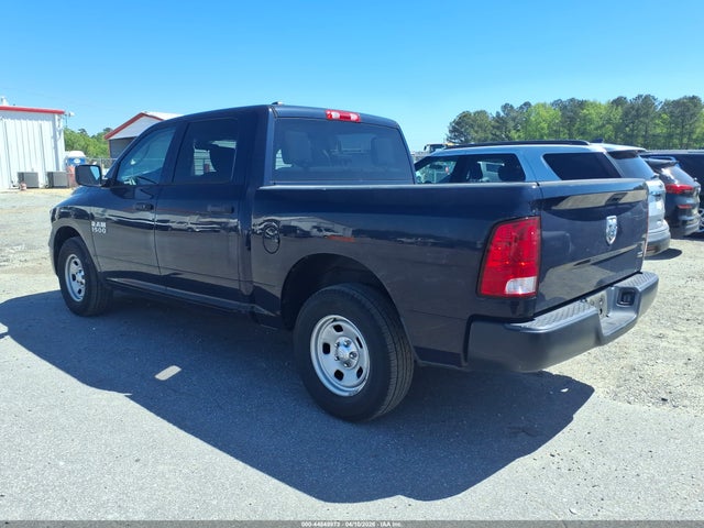 2018 RAM 1500 1C6RR6KG4JS292520 Photo 2