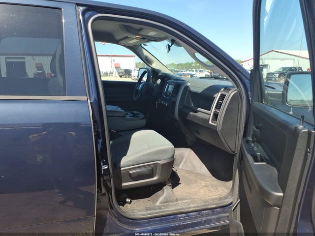 2018 RAM 1500 1C6RR6KG4JS292520 Photo 4