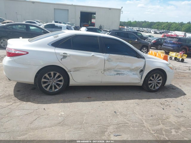 Продажа на аукционе авто 2015 Toyota Camry Xle, vin: 4T1BF1FK8FU494112, номер лота: 44848974