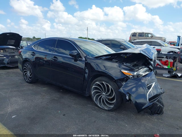 44848978 :رقم المزاد ، 58ABK1GG7JU085364 vin ، 2018 Lexus Es 350 مزاد بيع
