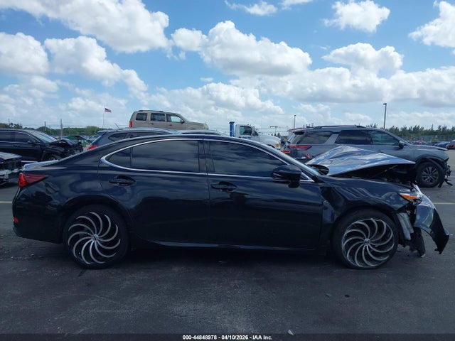 44848978 :رقم المزاد ، 58ABK1GG7JU085364 vin ، 2018 Lexus Es 350 مزاد بيع