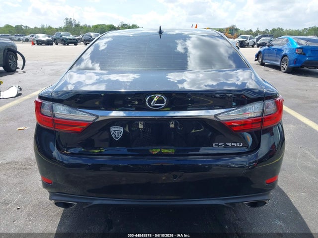 44848978 :رقم المزاد ، 58ABK1GG7JU085364 vin ، 2018 Lexus Es 350 مزاد بيع
