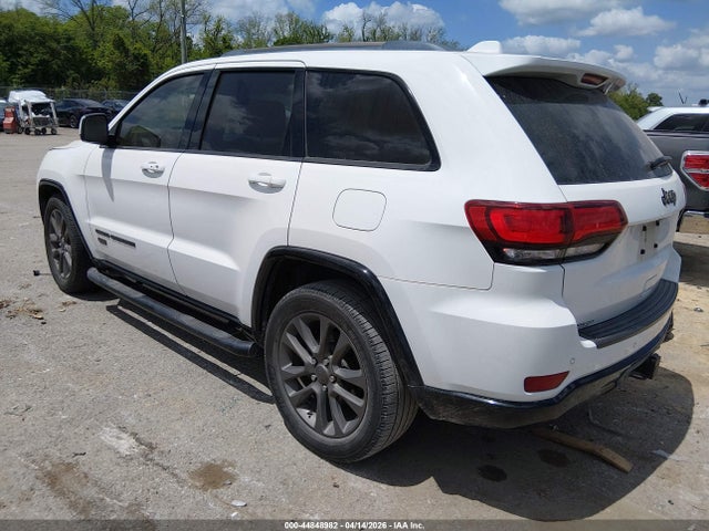 2016 JEEP GRAND CHEROKEE 1C4RJEBG8GC407519 Photo 2
