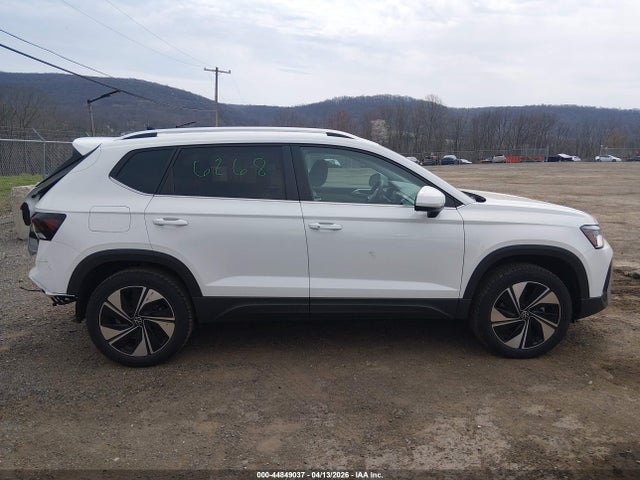 Aukcja sprzedaży 2025 Volkswagen Taos 1.5t Se, vin: 3VVVC7B25SM030276, numer aukcji: 44849037