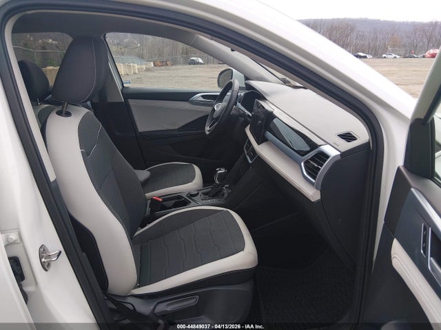 Aukcja sprzedaży 2025 Volkswagen Taos 1.5t Se, vin: 3VVVC7B25SM030276, numer aukcji: 44849037