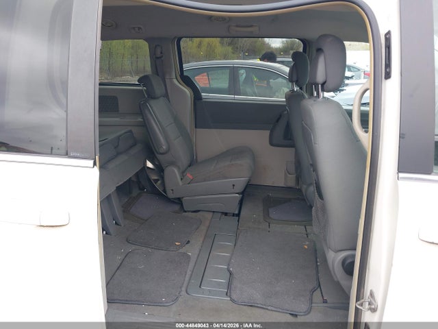 2010 CHRYSLER TOWN & COUNTRY 2A4RR4DE2AR309786 Photo 7