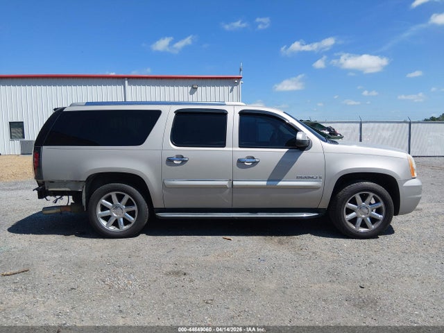44849060 :رقم المزاد ، 1GKFC66898J186410 vin ، 2008 Gmc Yukon Xl 1500 Denali مزاد بيع