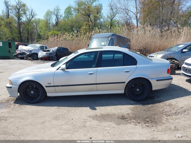 Продажа на аукционе авто 2001 Bmw M5, vin: WBSDE93411BZ99281, номер лота: 44849087