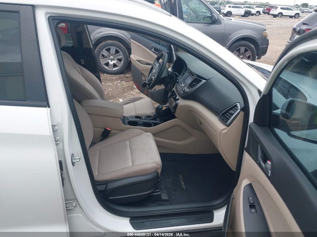 Hyundai TUCSON SE 2017 KM8J33A49HU469117 Image 5