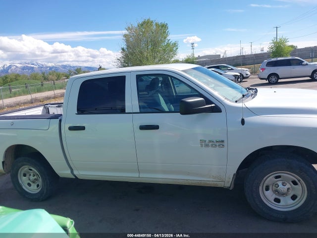 1C6RR7KG1HS753561 RAM 1500 Tradesman 4x4 5&#039;7 Box