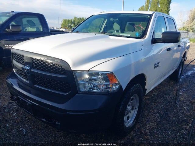 1C6RR7KG1HS753561 RAM 1500 Tradesman 4x4 5&#039;7 Box