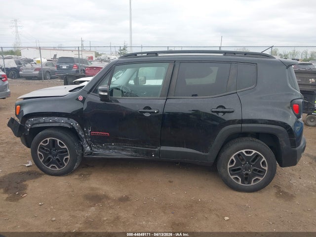 44849171 :رقم المزاد ، ZACCJBCT0GPD19169 vin ، 2016 Jeep Renegade Trailhawk مزاد بيع