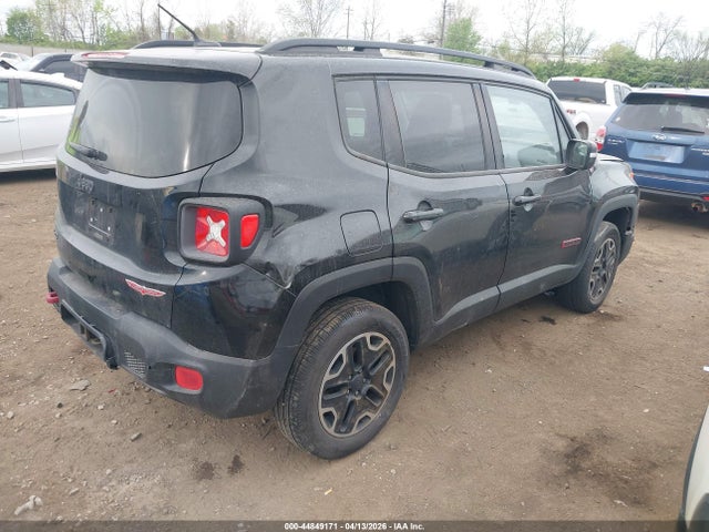 44849171 :رقم المزاد ، ZACCJBCT0GPD19169 vin ، 2016 Jeep Renegade Trailhawk مزاد بيع