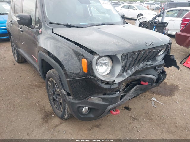44849171 :رقم المزاد ، ZACCJBCT0GPD19169 vin ، 2016 Jeep Renegade Trailhawk مزاد بيع