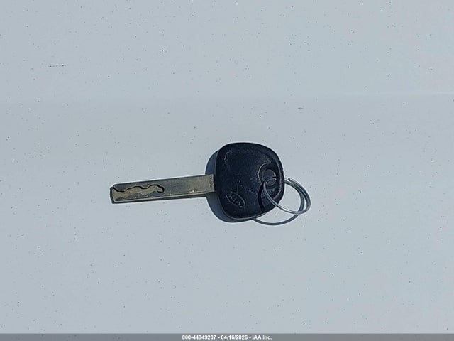 3KPA24AB4KE210410 KIA RIO LX