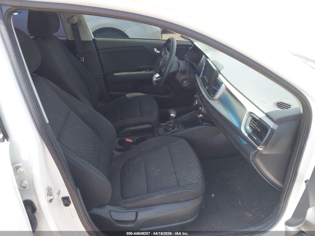 3KPA24AB4KE210410 KIA RIO LX