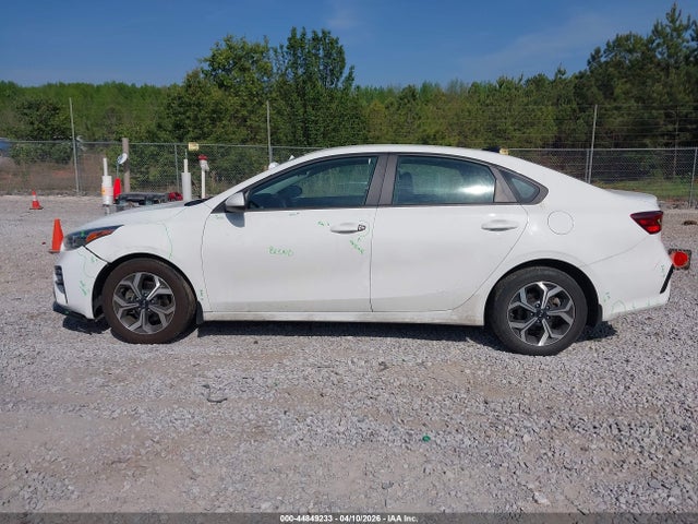 Aukcja sprzedaży 2021 Kia Forte Lxs, vin: 3KPF24AD7ME372056, numer aukcji: 44849233