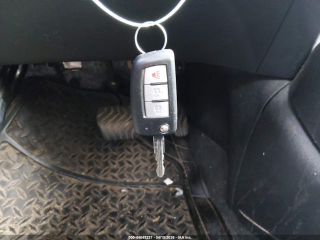 Продажа на аукционе авто 2018 Nissan Rogue S, vin: 5N1AT2MT8JC750804, номер лота: 44849237