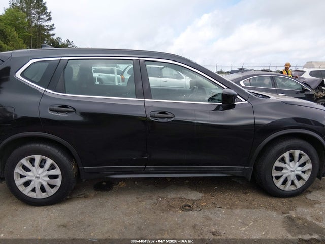 Продажа на аукционе авто 2018 Nissan Rogue S, vin: 5N1AT2MT8JC750804, номер лота: 44849237