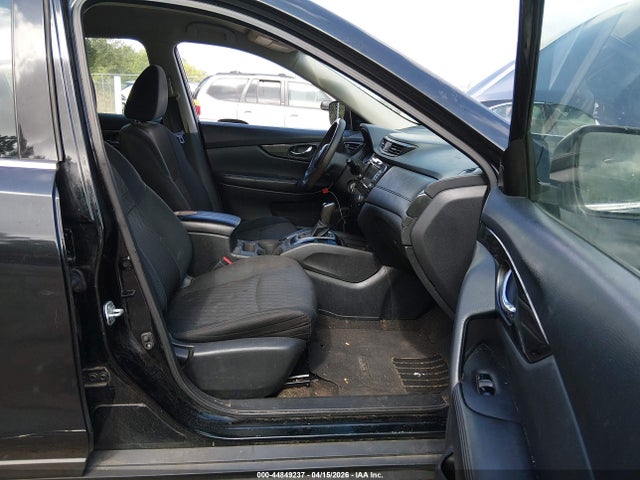 Продажа на аукционе авто 2018 Nissan Rogue S, vin: 5N1AT2MT8JC750804, номер лота: 44849237