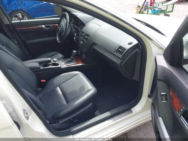 44849251 :رقم المزاد ، WDDGF54X68F116593 vin ، 2008 Mercedes-benz C 300 Luxury/sport مزاد بيع