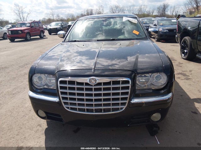 2007 Chrysler 300c მანქანა იყიდება აუქციონზე, vin: 2C3KA63H77H705852, აუქციონის ნომერი: 44849265