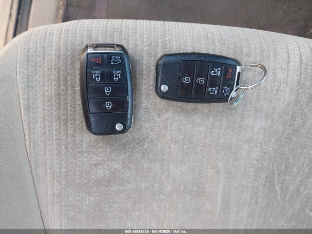 Продаж на аукціоні авто 2016 Kia Sedona Lx, vin: KNDMB5C10G6178432, номер лоту: 44849336