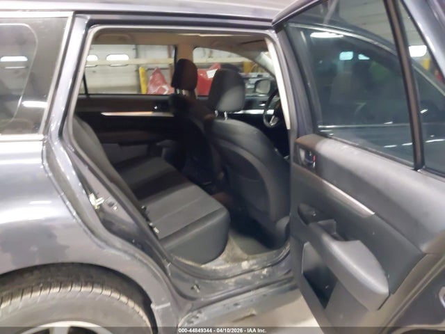 44849344 :رقم المزاد ، 4S4BRCAC1E3269537 vin ، 2014 Subaru Outback 2.5i مزاد بيع