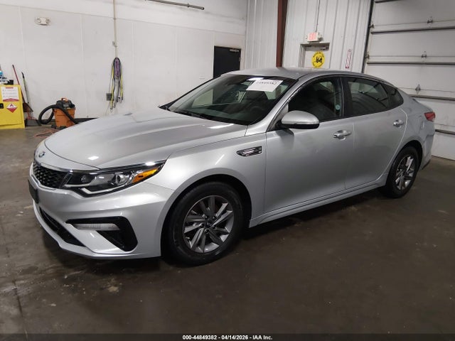 2020 Kia Optima Lx მანქანა იყიდება აუქციონზე, vin: 5XXGT4L36LG426782, აუქციონის ნომერი: 44849382