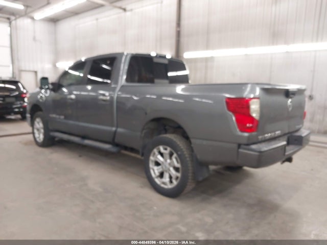 2017 NISSAN TITAN XD 1N6BA1F41HN565066 Photo 2