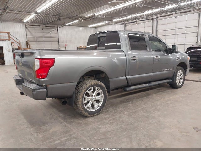 2017 NISSAN TITAN XD 1N6BA1F41HN565066 Photo 3