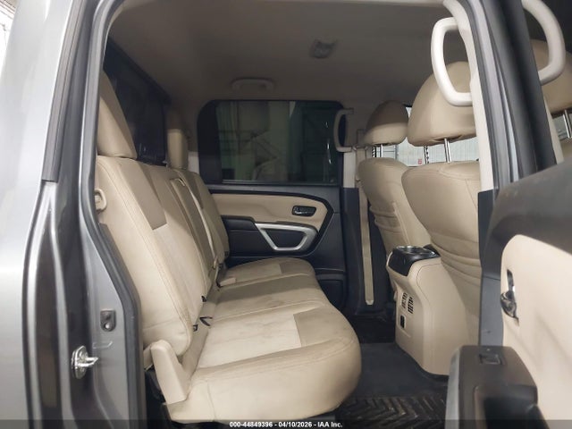 2017 NISSAN TITAN XD 1N6BA1F41HN565066 Photo 7