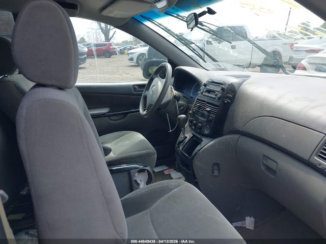 Продажа на аукционе авто 2005 Toyota Sienna Le, vin: 5TDZA23C15S309499, номер лота: 44849438