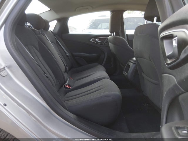 Продажа на аукционе авто 2015 Chrysler 200 Limited, vin: 1C3CCCAB1FN755406, номер лота: 44849466