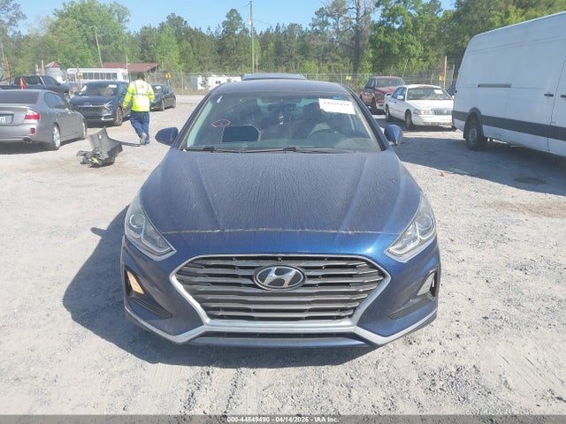 Auction sale of the 2018 Hyundai Sonata Se, vin: 5NPE24AF9JH666742, lot number: 44849490