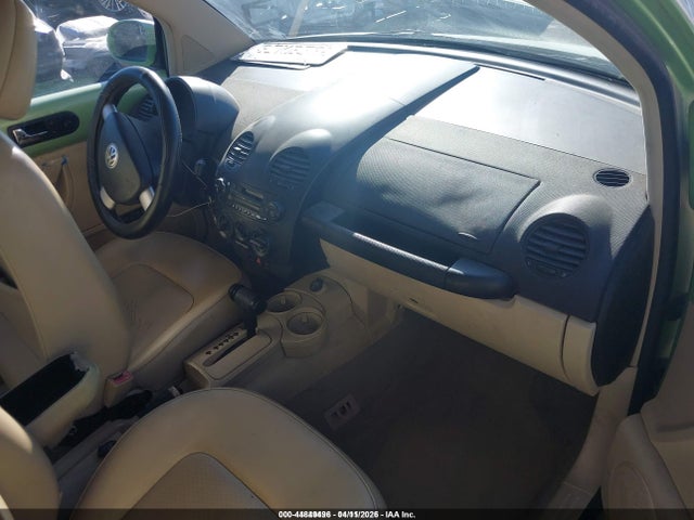 44849496 :رقم المزاد ، 3VWCK21C92M441652 vin ، 2002 Volkswagen New Beetle Gls مزاد بيع