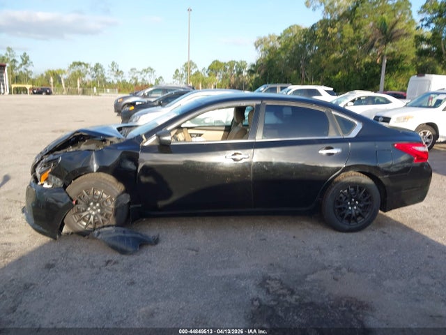 2017 Nissan Altima 2.5 S მანქანა იყიდება აუქციონზე, vin: 1N4AL3AP7HN334202, აუქციონის ნომერი: 44849513