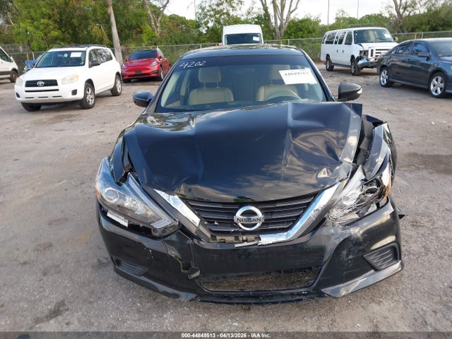 2017 Nissan Altima 2.5 S მანქანა იყიდება აუქციონზე, vin: 1N4AL3AP7HN334202, აუქციონის ნომერი: 44849513