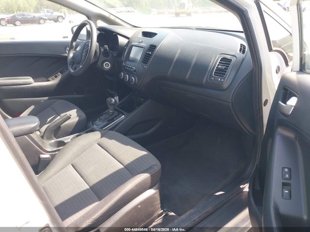 44849546 :رقم المزاد ، 3KPFL4A74JE200666 vin ، 2018 Kia Forte Lx مزاد بيع