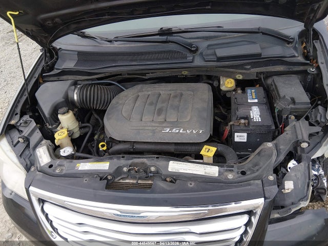 Продажа на аукционе авто 2011 Chrysler Town & Country Touring-l, vin: 2A4RR8DG6BR712115, номер лота: 44849567