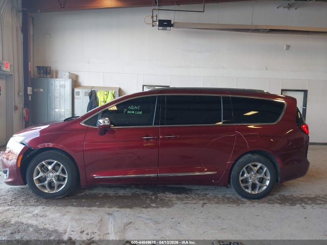 Продаж на аукціоні авто 2017 Chrysler Pacifica Limited, vin: 2C4RC1GG6HR531583, номер лоту: 44849610