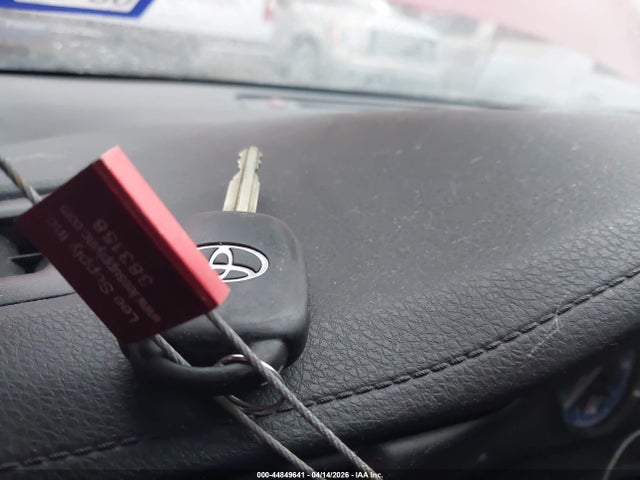 Продажа на аукционе авто 2017 Toyota Corolla Le, vin: 2T1BURHE5HC963589, номер лота: 44849641