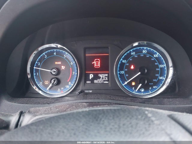 Продажа на аукционе авто 2017 Toyota Corolla Le, vin: 2T1BURHE5HC963589, номер лота: 44849641