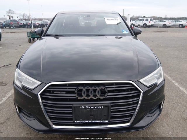 44849694 :رقم المزاد ، WAUB8GFF0J1054770 vin ، 2018 Audi A3 2.0t Premium مزاد بيع