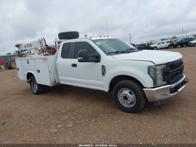 Продажа на аукционе авто 2019 Ford F-350 Chassis Xl, vin: 1FD8X3G62KED03471, номер лота: 44849721