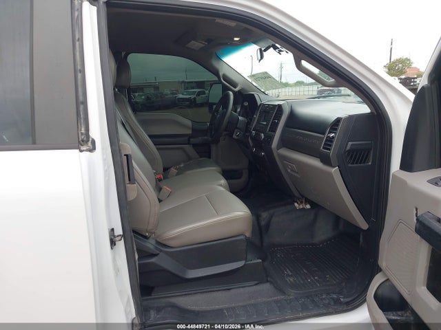 Продажа на аукционе авто 2019 Ford F-350 Chassis Xl, vin: 1FD8X3G62KED03471, номер лота: 44849721